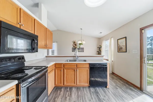 $265,000 | 307 Kenilworth Place, Hubert, NC 28539