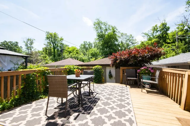 $385,000 | 8213 Lake Street, River Forest, IL 60305