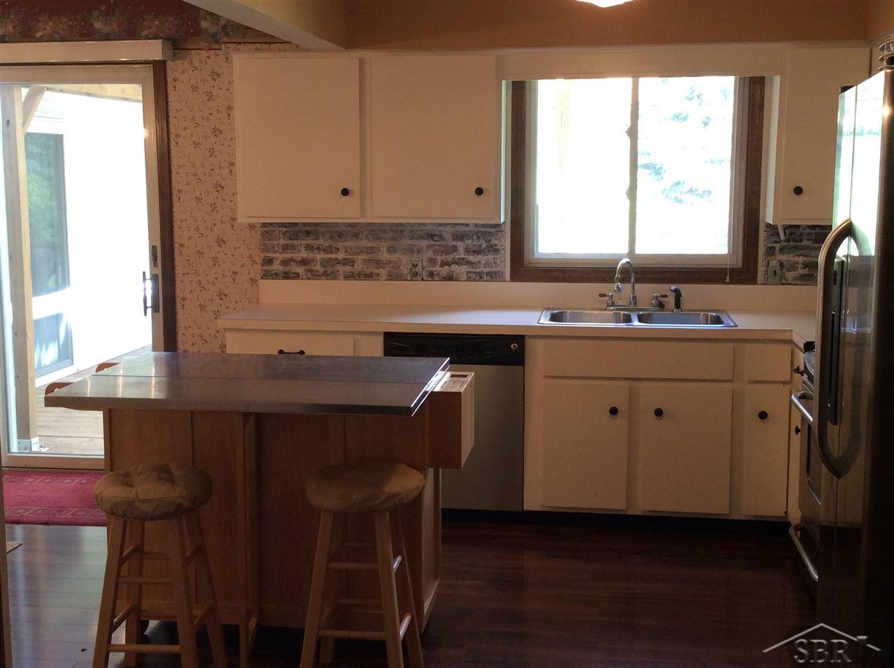 1767 South Reese Road Reese, MI 48757 - Photo 9 of 25 31256363-8.JPG