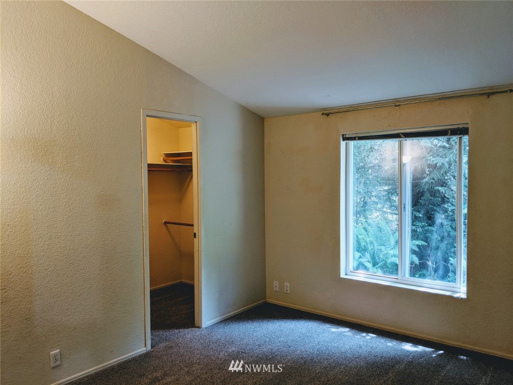 6990 Southeast Overaa Road Port Orchard, WA 98367 - Photo 14 of 25 Gallery Image 14