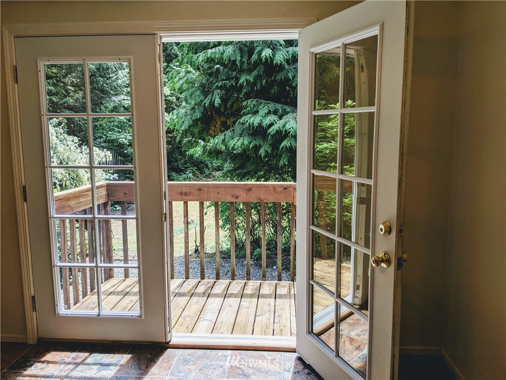 6990 Southeast Overaa Road Port Orchard, WA 98367 - Photo 10 of 25 Gallery Image 10