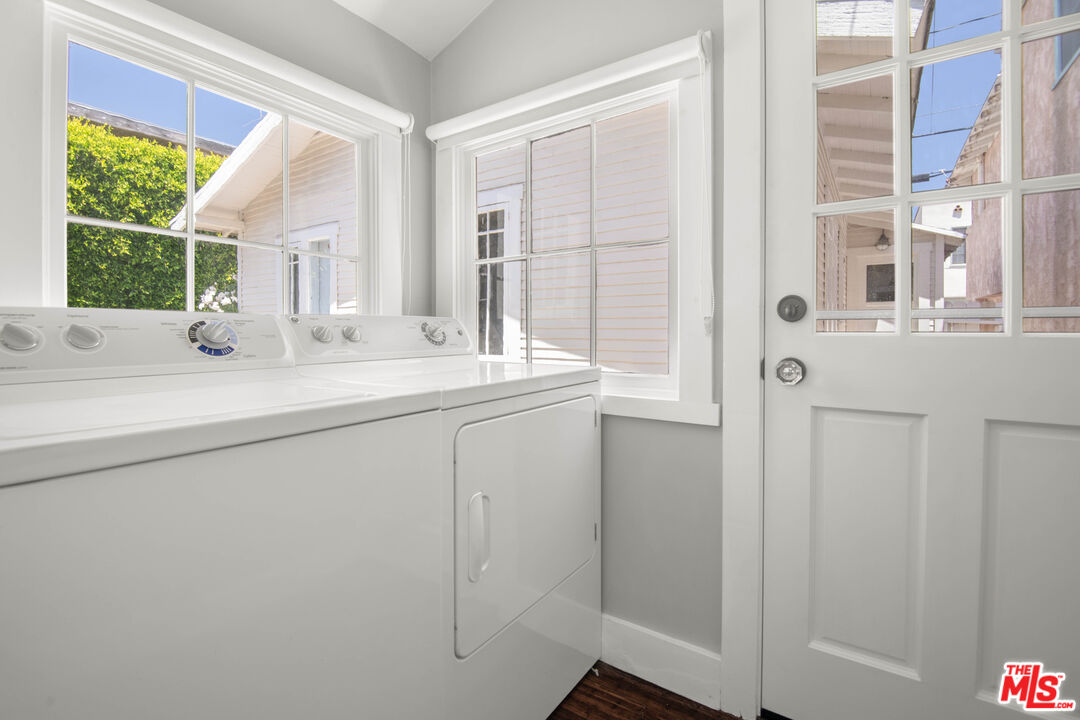 1047 9th Street Santa Monica, CA 90403 - Photo 9 of 20 a bathroom with a sink and a window