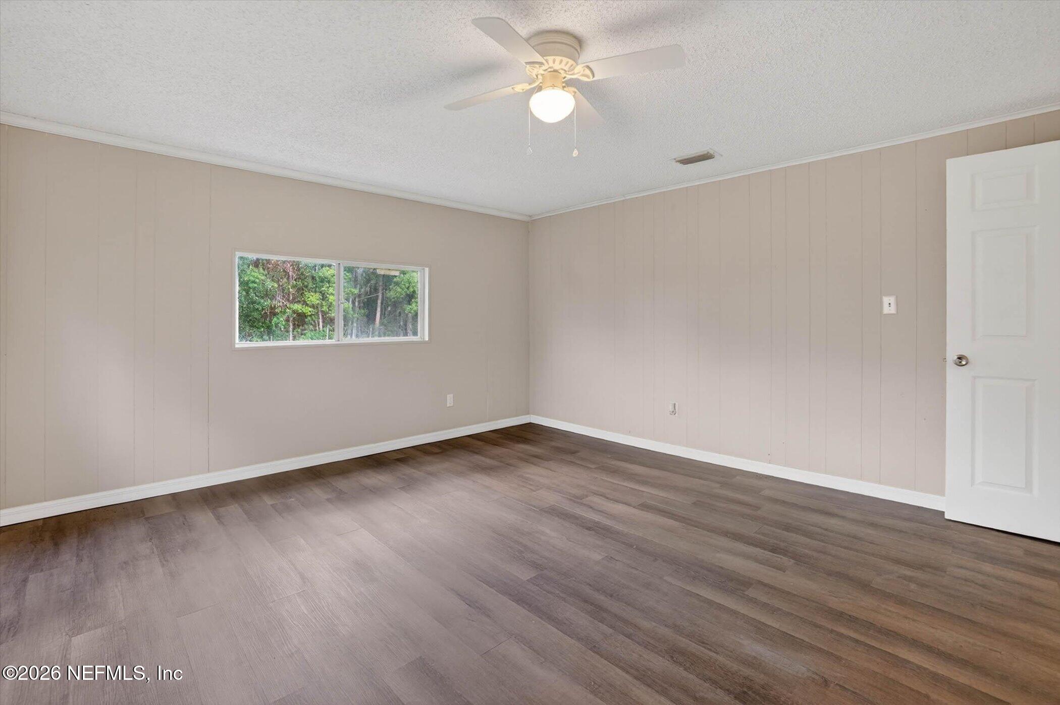 160 Southwest 9th Avenue Lake Butler, FL 32054 - Photo 35 of 42 33-160-SW-9th-Ave-WindowStill-Photograph