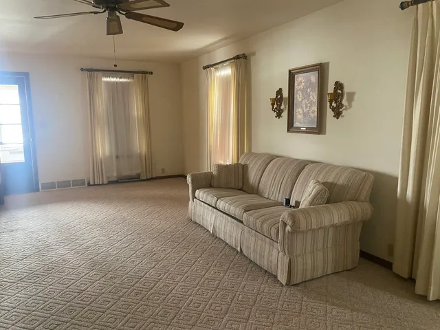 $98,500 | 310 Murdock Street, Streator, IL 61364