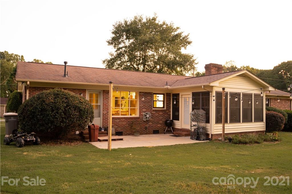 928 Coventry Road Kannapolis, NC 28081 - Photo 3 of 37 Gallery Image 3