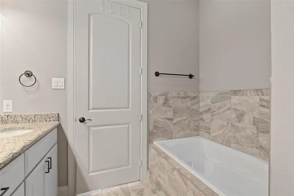$4,000 | 2317 Chrystal Falls, Carrollton, TX 75006