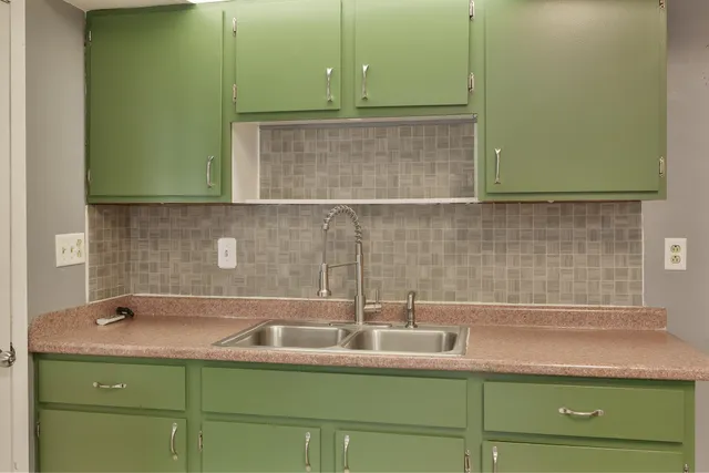 $281,900 | 1831 Hoover Street, Janesville, WI 53545