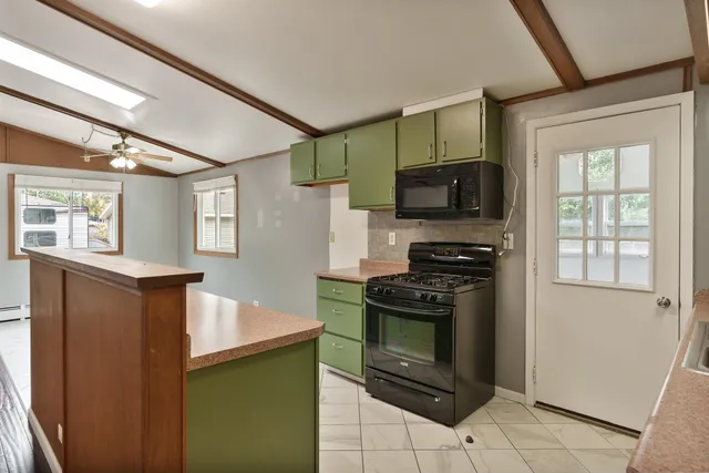 $281,900 | 1831 Hoover Street, Janesville, WI 53545