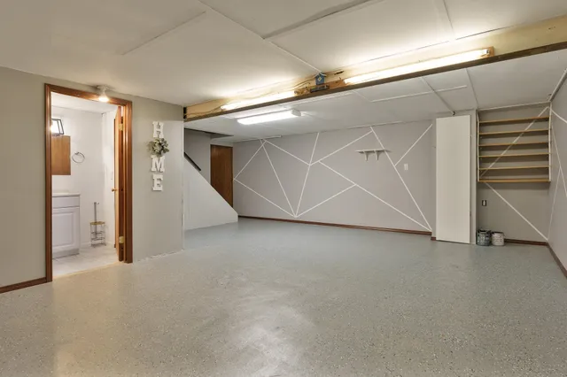 $281,900 | 1831 Hoover Street, Janesville, WI 53545