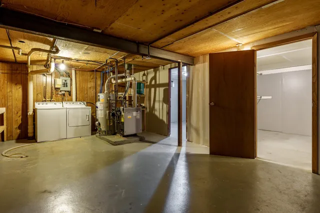 $281,900 | 1831 Hoover Street, Janesville, WI 53545