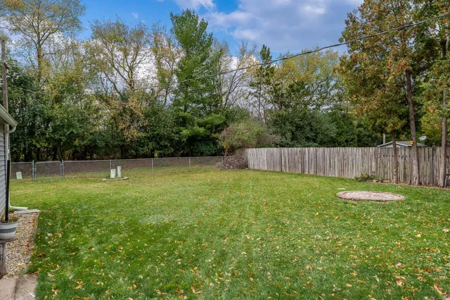 $281,900 | 1831 Hoover Street, Janesville, WI 53545