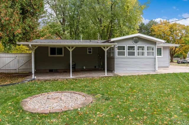 $281,900 | 1831 Hoover Street, Janesville, WI 53545