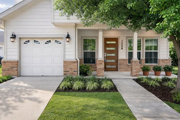 $1,675 | 12280 Mulligan Glen Court, Austin, TX 78753