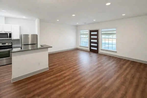 $1,675 | 12280 Mulligan Glen Court, Austin, TX 78753