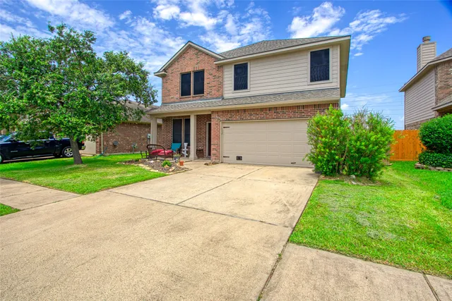 $247,000 | 10611 Evergreen Street, Baytown, TX 77523