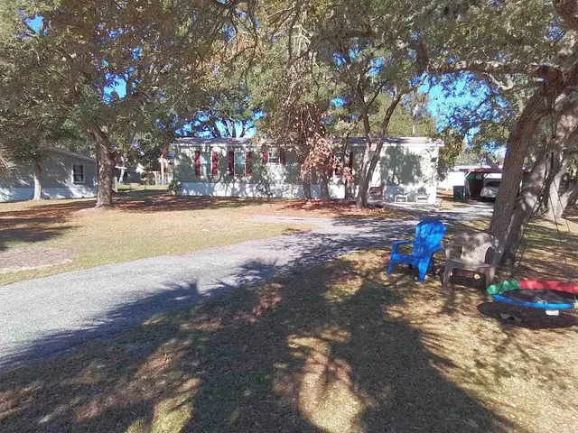 $216,000 | 135 Carolina Street, Carrabelle, FL 32322