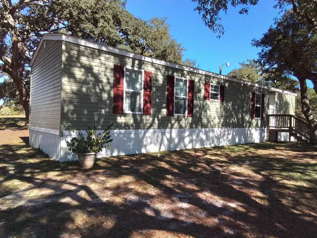 $216,000 | 135 Carolina Street, Carrabelle, FL 32322