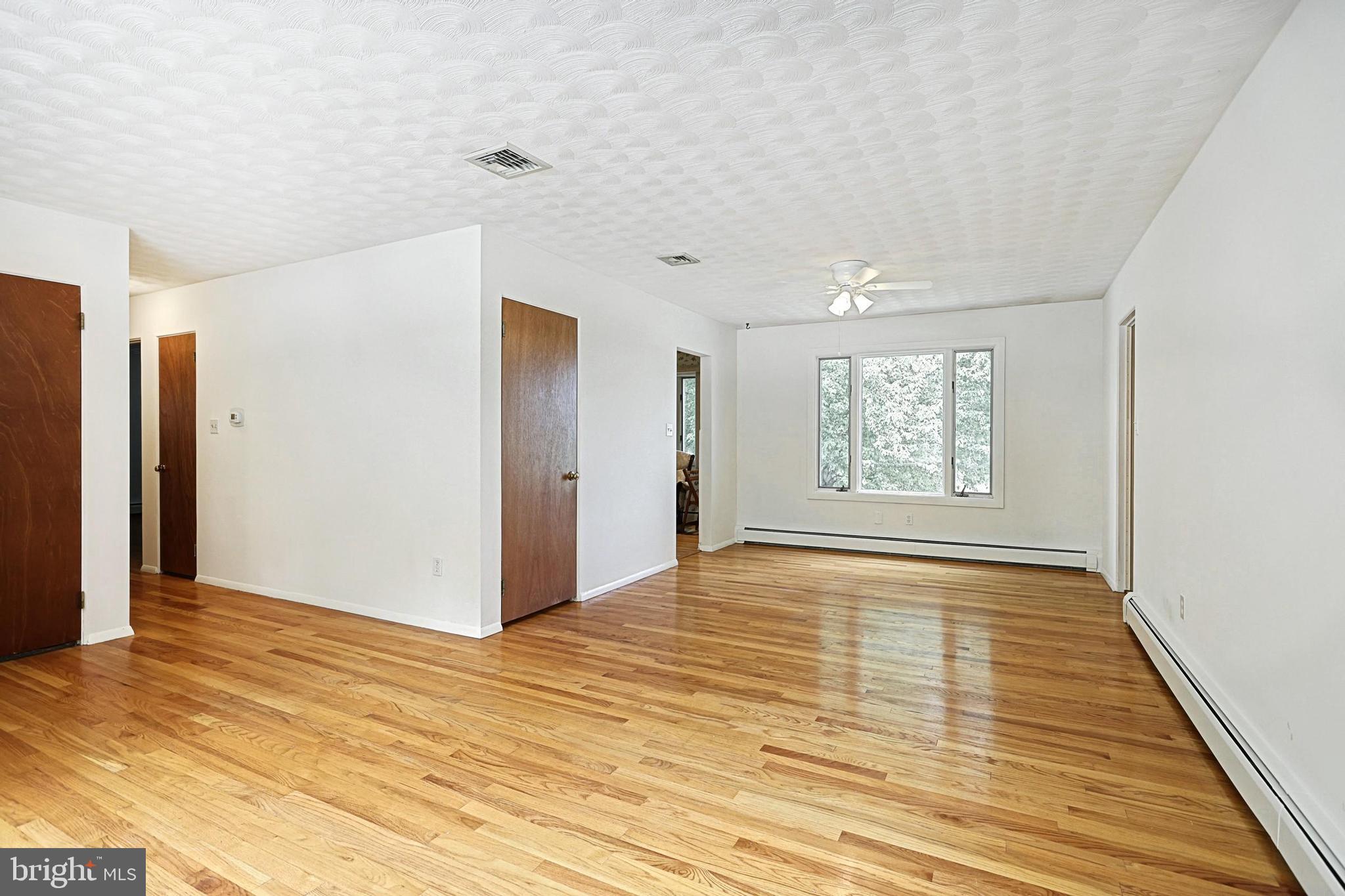 3415 Kingston Road York, PA 17402 - Photo 12 of 35 Gallery Image 12
