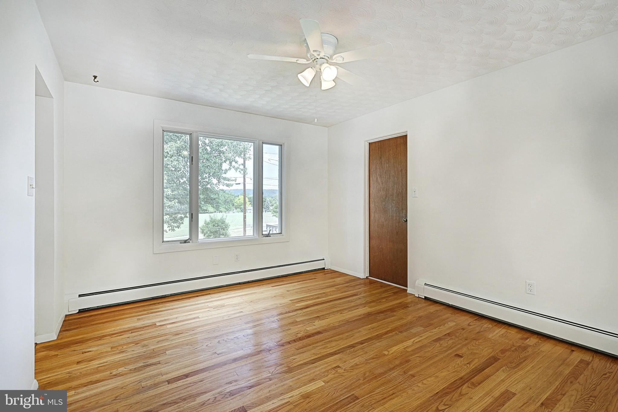 3415 Kingston Road York, PA 17402 - Photo 13 of 35 Gallery Image 13
