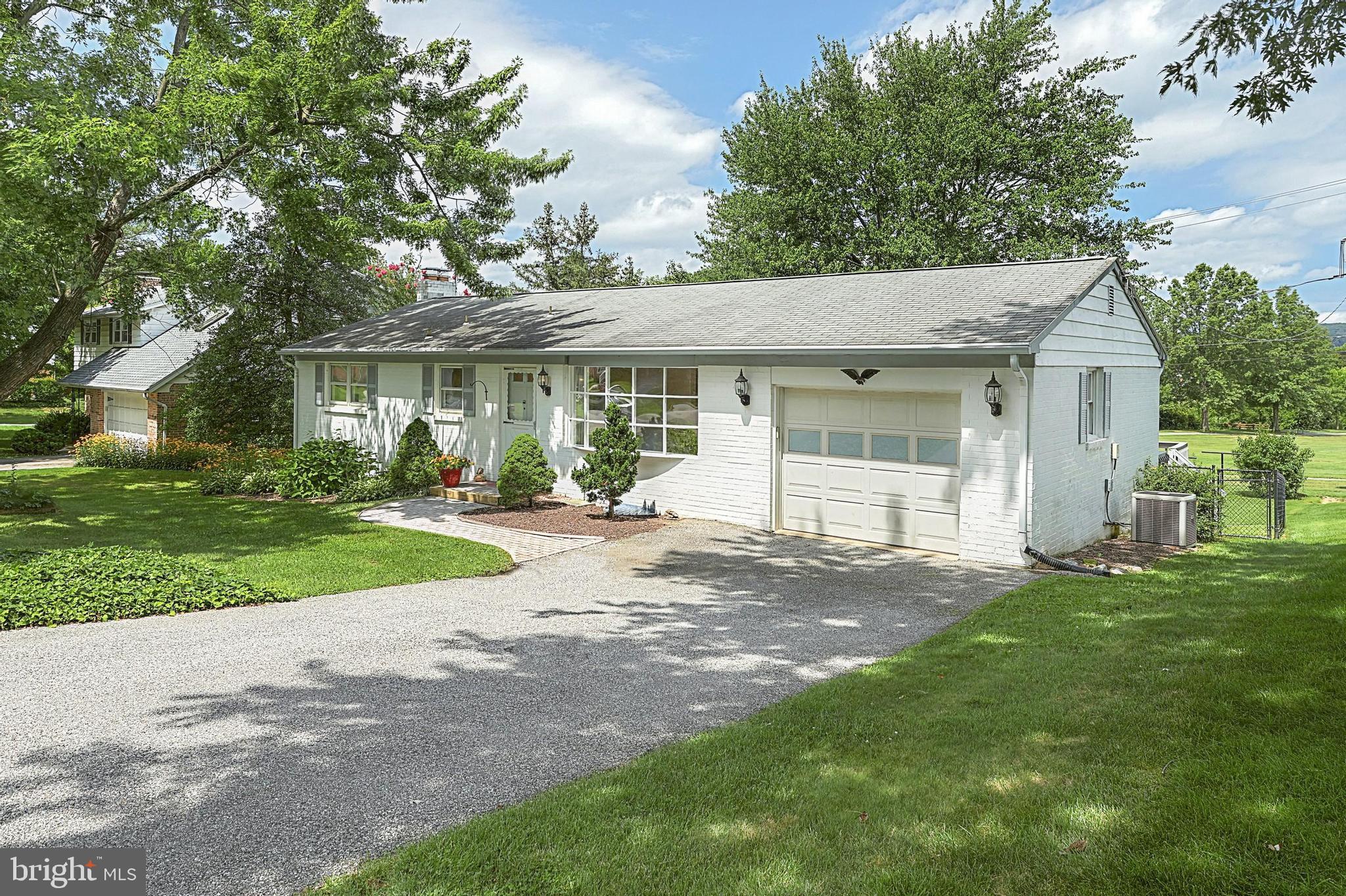 3415 Kingston Road York, PA 17402 - Photo 2 of 35 Gallery Image 2