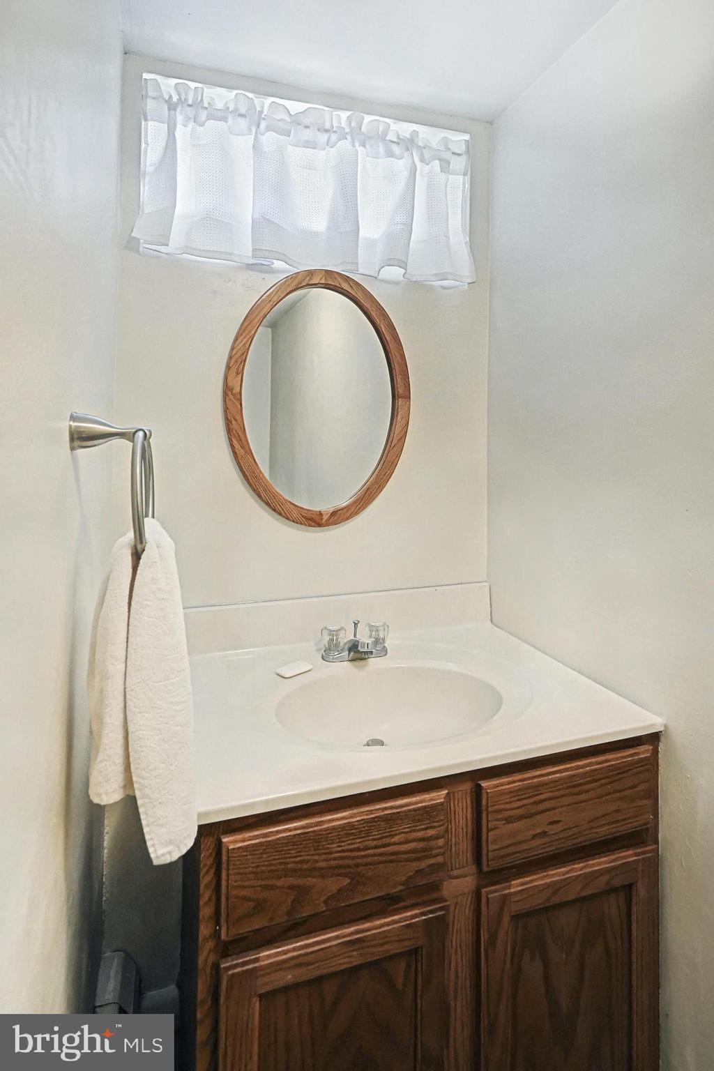 3415 Kingston Road York, PA 17402 - Photo 29 of 35 Gallery Image 29