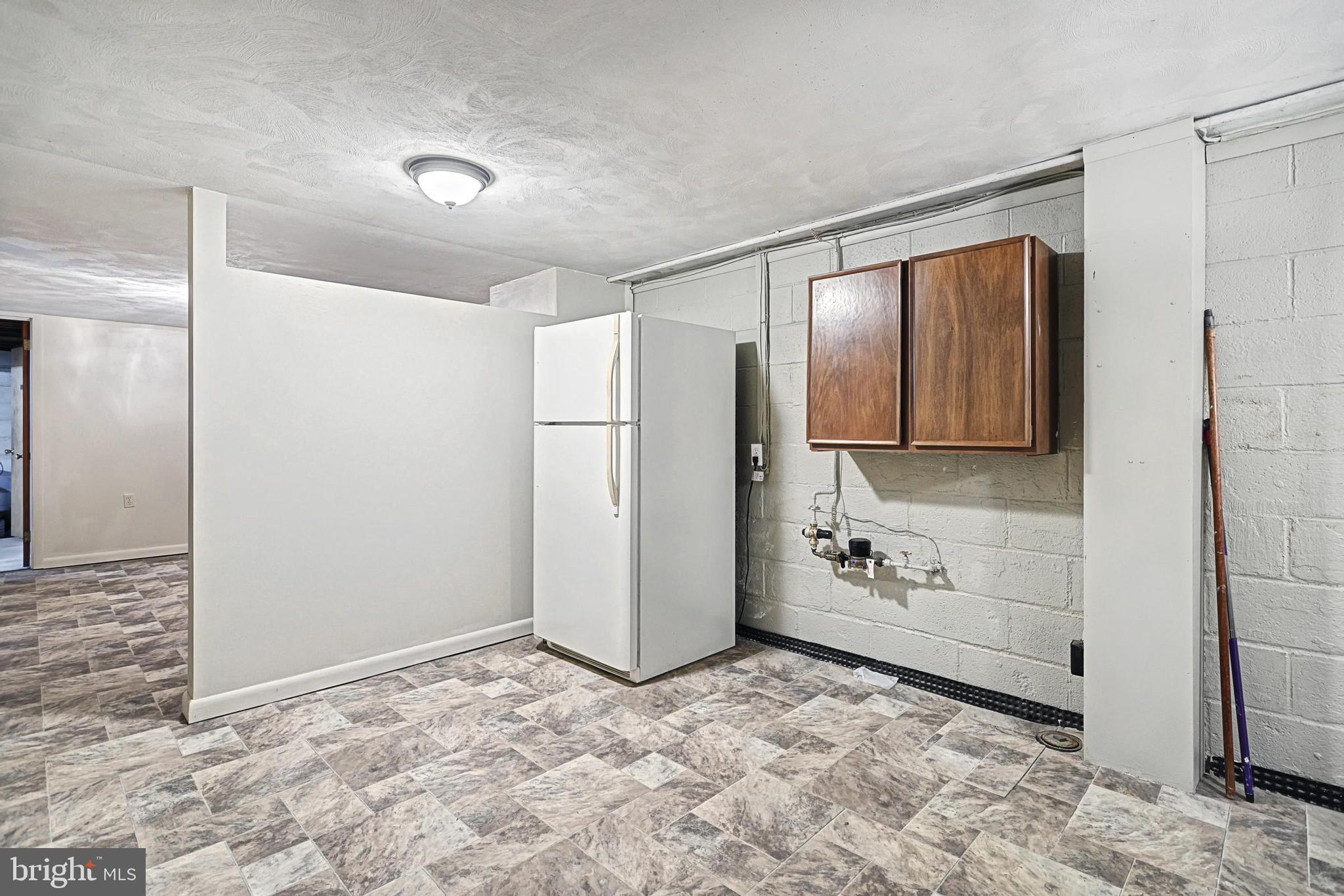 3415 Kingston Road York, PA 17402 - Photo 31 of 35 Gallery Image 31