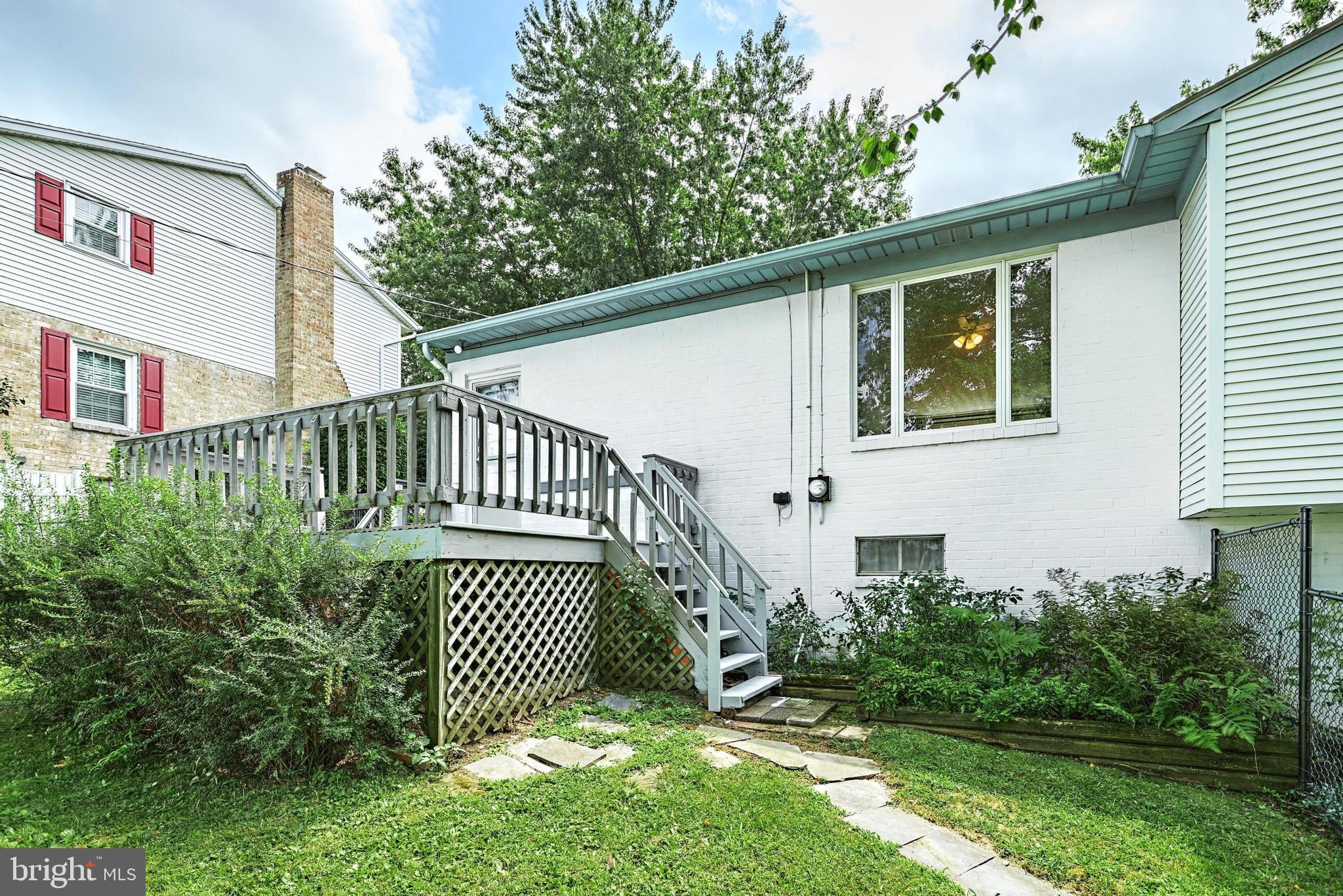 3415 Kingston Road York, PA 17402 - Photo 4 of 35 Gallery Image 4