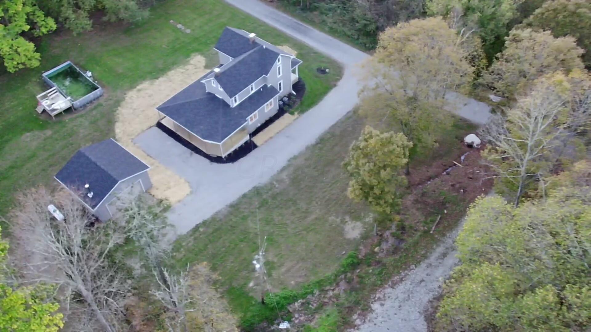 2190 Pumpkin Vine Road Southeast Lancaster, OH 43130 - Photo 5 of 31