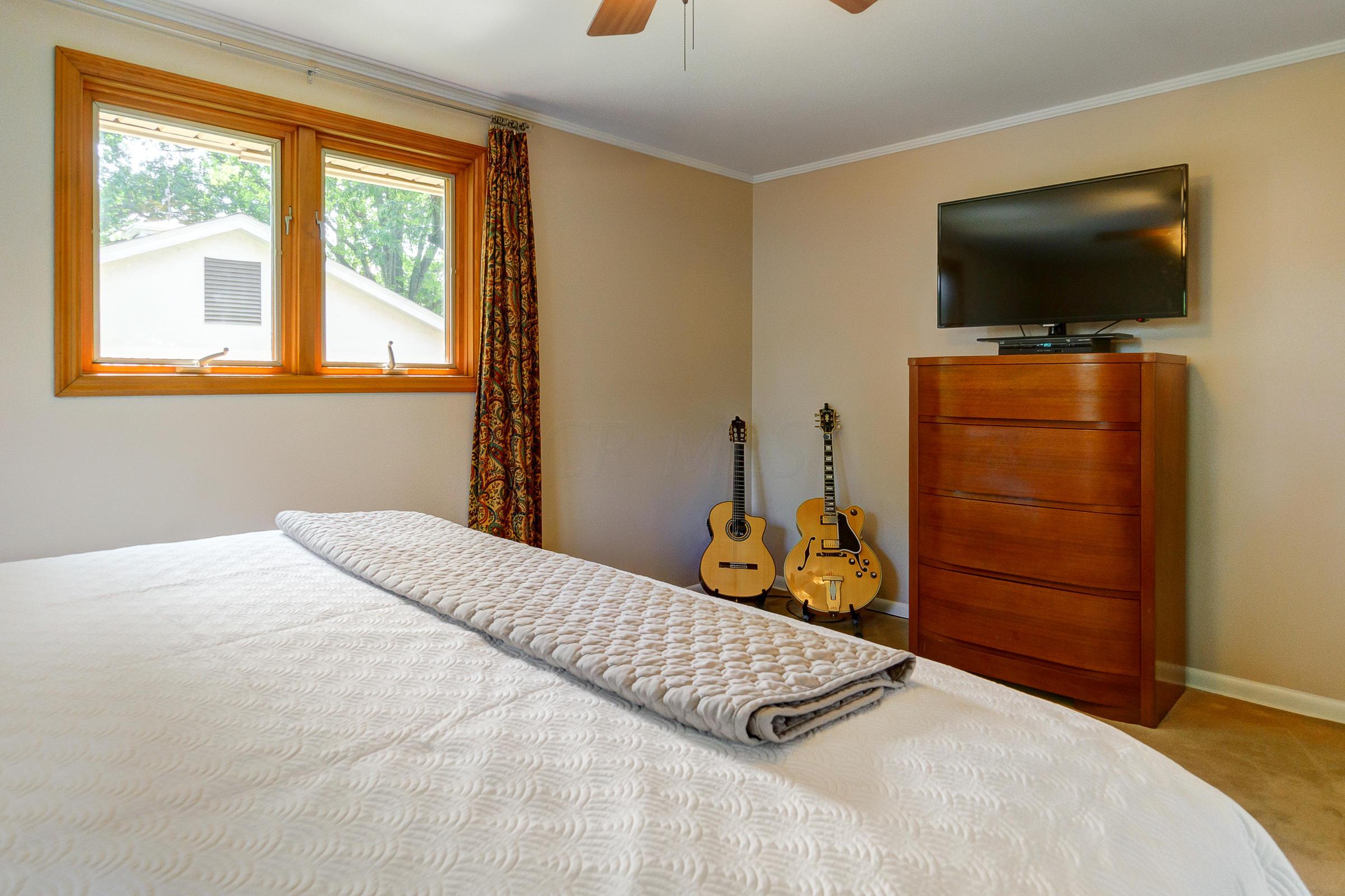 1376 Kingsgate Road Upper Arlington, OH 43221 - Photo 15 of 26