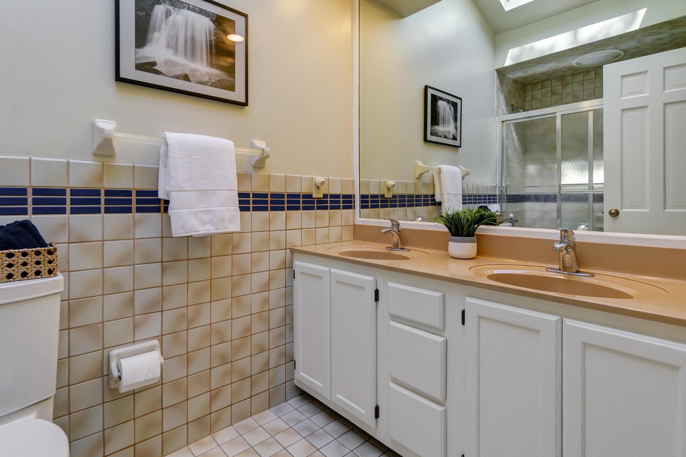 1376 Kingsgate Road Upper Arlington, OH 43221 - Photo 18 of 26