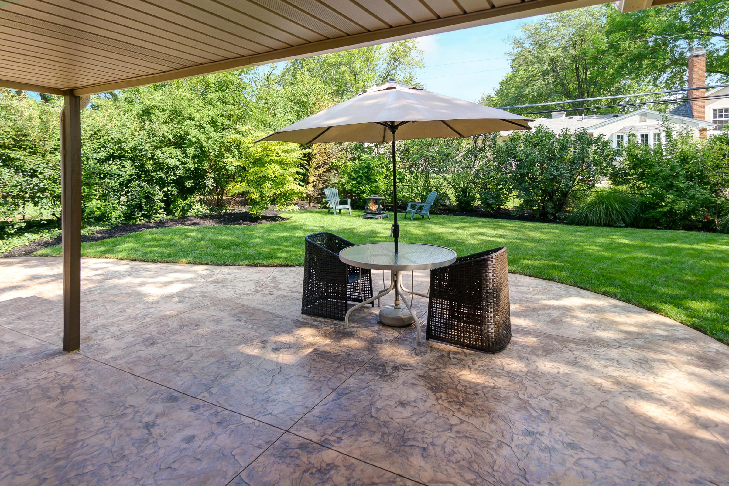 1376 Kingsgate Road Upper Arlington, OH 43221 - Photo 4 of 26