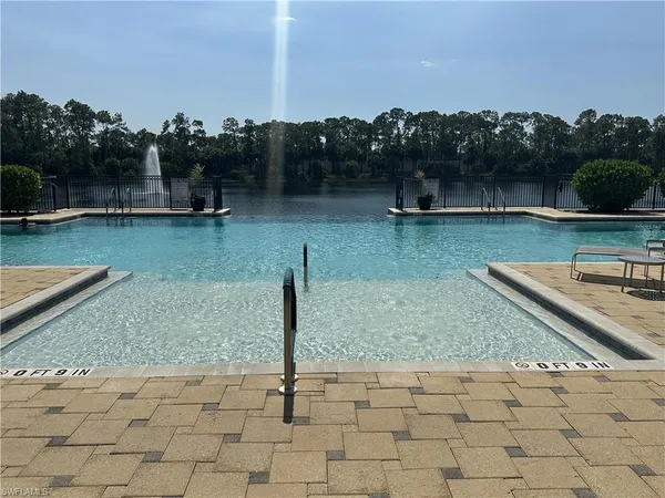 $2,450 | 2004 Tarpon Bay Drive North, Unit 101, Naples, FL 34119