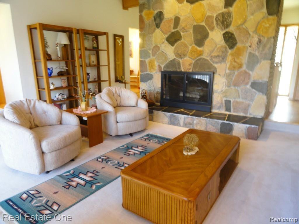 26320 Drake Road Farmington, MI 48331 - Photo 8 of 26 DSC00601.jpg