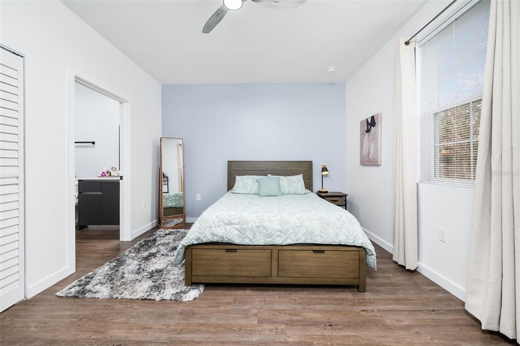 1581 Northwest 29 Road, Unit 7 Gainesville, FL 32605 - Photo 18 of 32