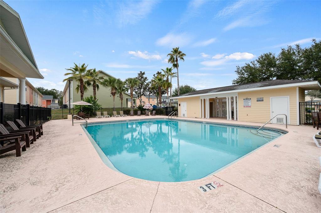 1581 Northwest 29 Road, Unit 7 Gainesville, FL 32605 - Photo 30 of 32