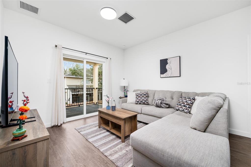 1581 Northwest 29 Road, Unit 7 Gainesville, FL 32605 - Photo 6 of 32