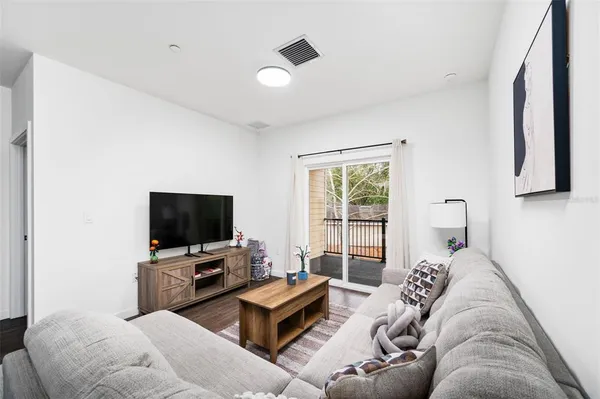 $245,000 | 1581 Northwest 29 Road, Unit 7, Gainesville, FL 32605