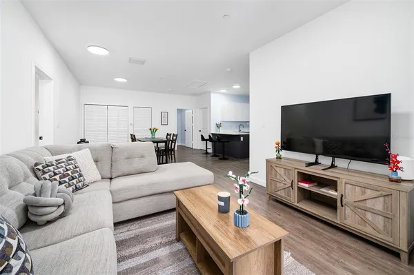 $245,000 | 1581 Northwest 29 Road, Unit 7, Gainesville, FL 32605