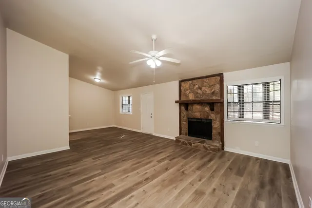 $1,670 | 380 Fleming Court, Jonesboro, GA 30238