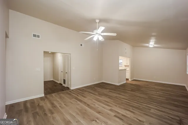 $1,670 | 380 Fleming Court, Jonesboro, GA 30238