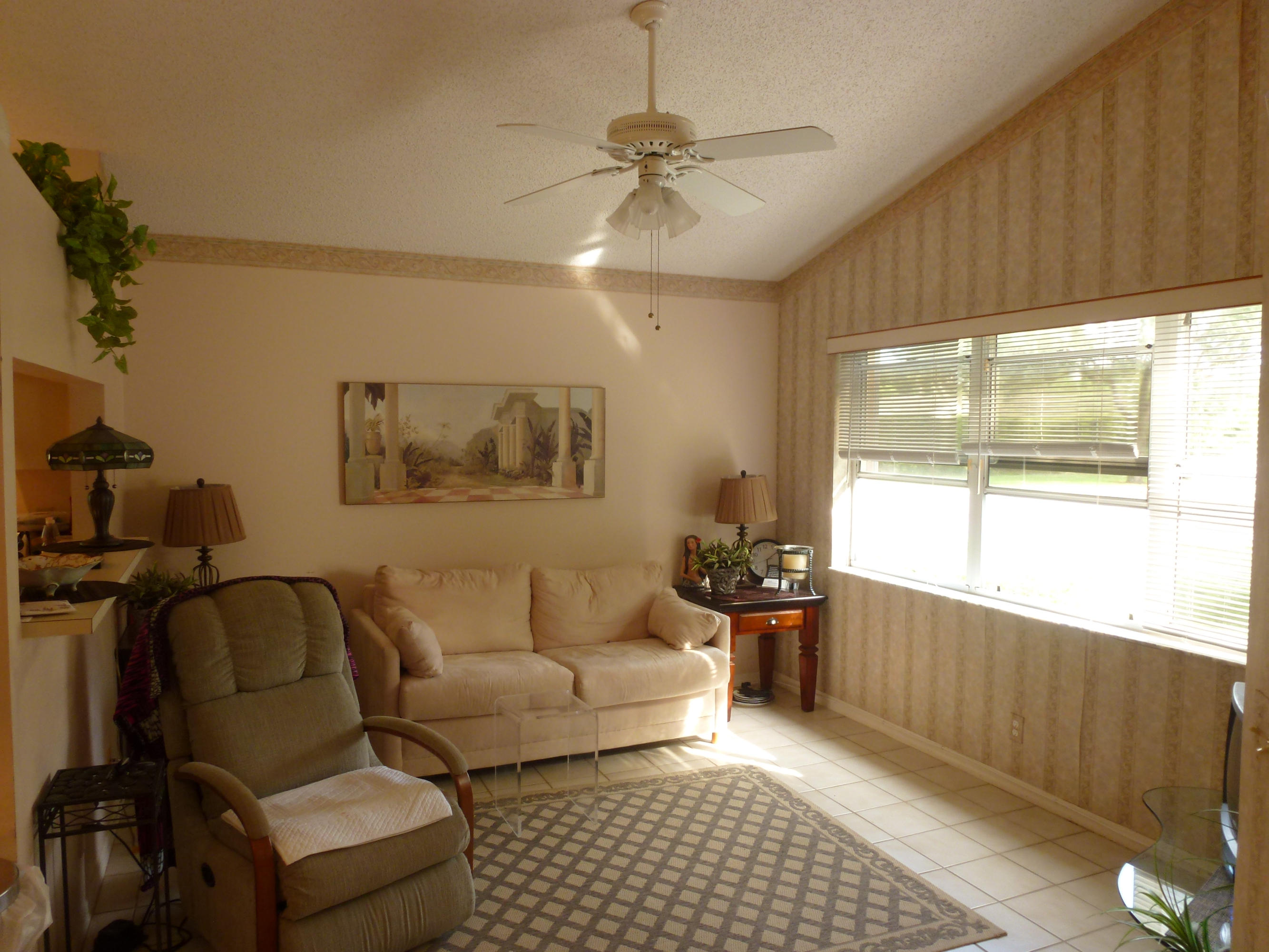 11064 Rios Road Boca Raton, FL 33498 - Photo 6 of 15 Family Room