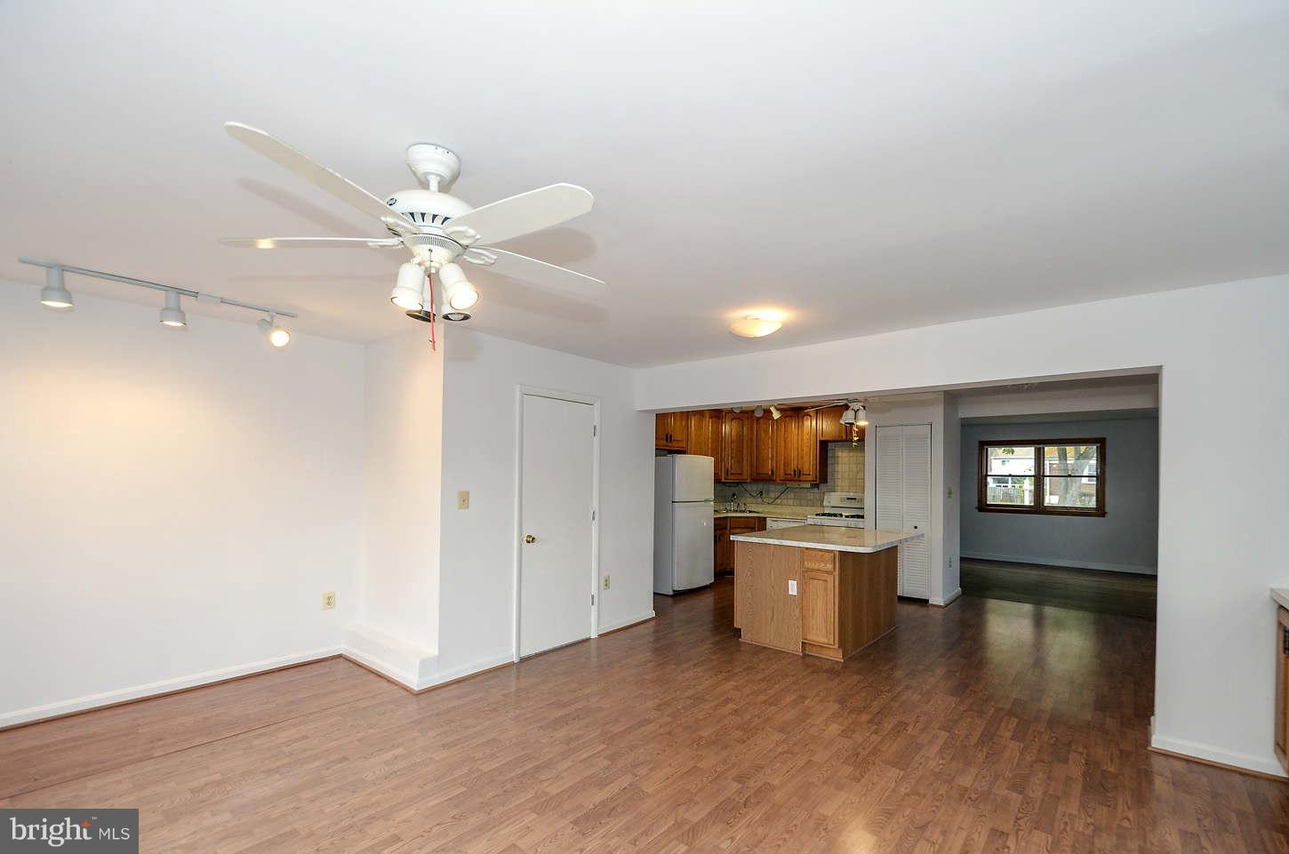 4714 Topping Road Rockville, MD 20852 - Photo 12 of 30 Family Room