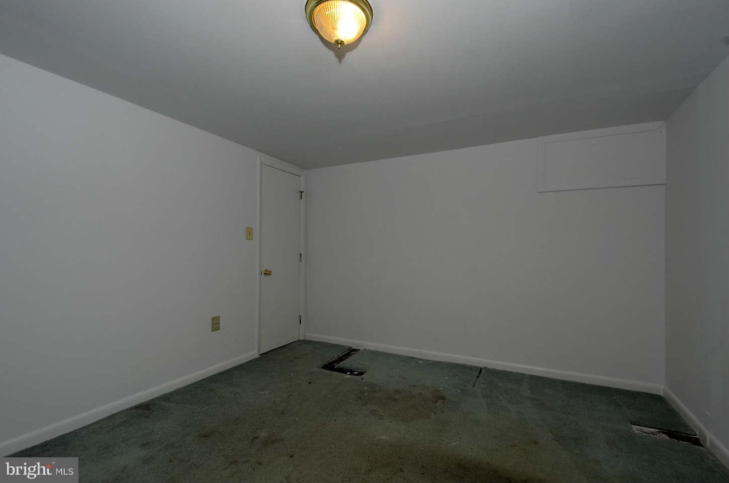 4714 Topping Road Rockville, MD 20852 - Photo 30 of 30 Interior (General)