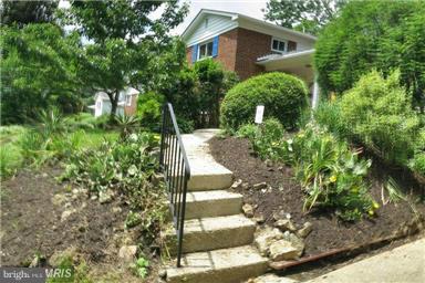 10706 Meadowhill Road Silver Spring, MD 20901 - Photo 3 of 14 Exterior (General)