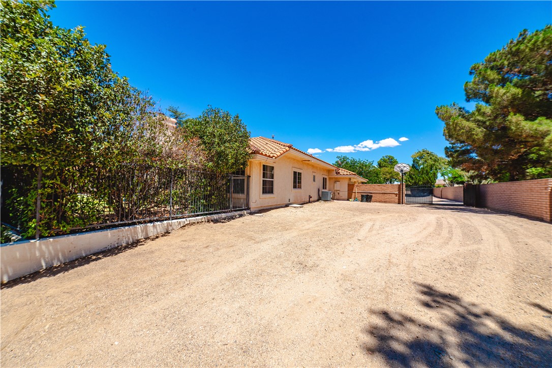 1501 Quail Ridge Circle Kingman, AZ 86401 - Photo 77 of 97