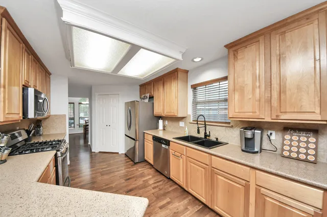 $337,900 | 5718 Sky Dale Lane, Richmond, TX 77469