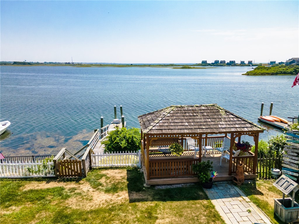 263 Prospect Road South Kingstown, RI 02879 - Photo 6 of 32