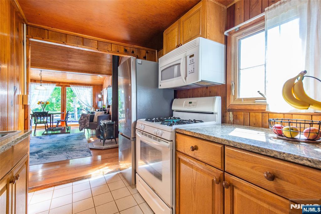 5 Sewell Road West Milford, NJ 07421 - Photo 15 of 22