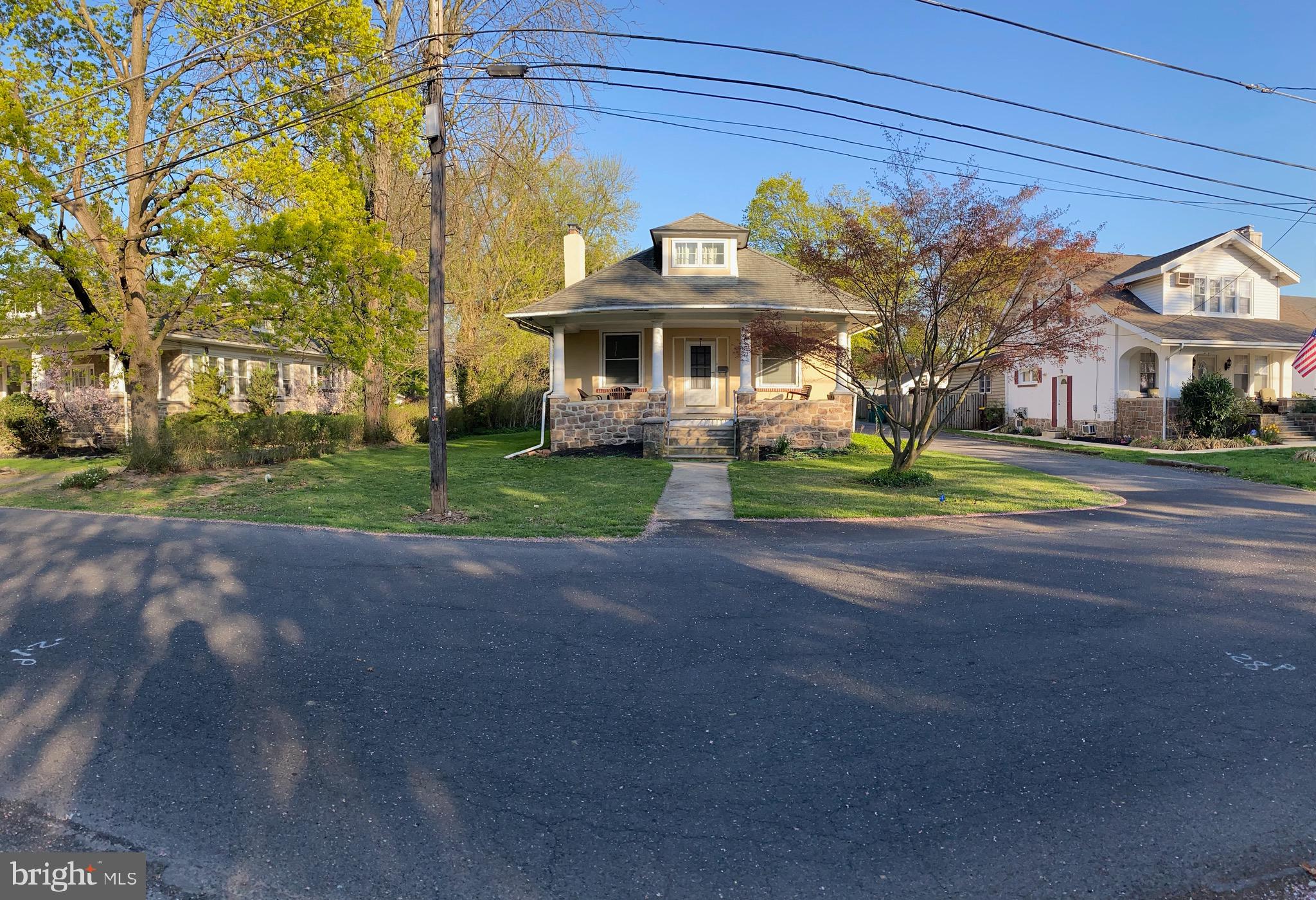 22 North Wakefield Road Norristown, PA 19403 - Photo 1 of 56 Gallery Image 1