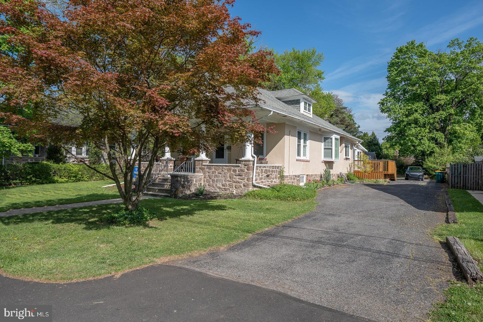 22 North Wakefield Road Norristown, PA 19403 - Photo 2 of 56 Gallery Image 2